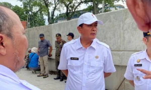 Sekda Kota Bandung, Ema Sumarna. (Nizar/Jabar Ekspres)