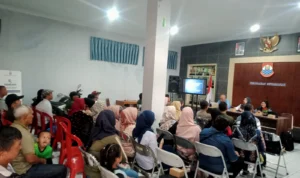 Masyarakat Cimahi Tengah Diimbau Aktif Laporkan Pelanggaran Pemilu ke Panwascam Doc. Sosialisasi Panwascam Cimahi Tengah, Imbau Masyarakat Aktif Laporkan Pelanggaran Pemilu ke Panwascam (istimewa)