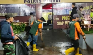 Pasca Malam Tahun Baru, Alun-alun Cimahi Dipenuhi 2,5 Ton Sampah