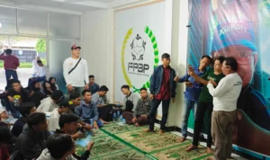 Bambang Hidayah Ajak Milenial Gunakan Hak Pilih Dengan Baik Bambang Hidayah Ajak Milenial Gunakan Hak Pilih Dengan Baik