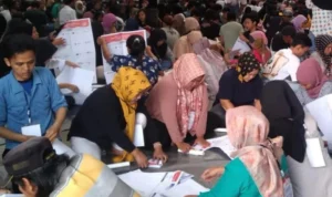 Panas! Bawaslu Sempat Minta Hentikan Proses Sorlip yang Dilakukan oleh KPU Kota Bandung Panas! Bawaslu Sempat Minta Hentikan Proses Sorlip yang Dilakukan oleh KPU Kota Bandung