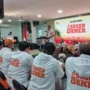 Ketua DPW PKS Jabar Haru Suandharu saat meluncurkan Seger Bener, Senin (08/01)