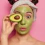 6 Manfaat Masker Alpukat Bagi Kesehatan Kulit Wajah (ilustrasi: Freepik)