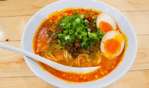 5 Mie Instan Terpedas di Dunia, Berani Coba?