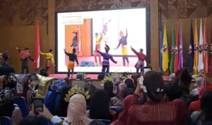 Penutupan program pertukaran mahasiswa merdeka (PMM) gelombang 3 dengan skema inbound di Universitas Pendidikan Indonesia (UPI) Bandung pada Jum'at, 12 Januari 2024.
