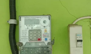 Ilustrasi: KwH Meter belum diisi ulang imbas kenaikan pajak listrik di Kota Banjar.