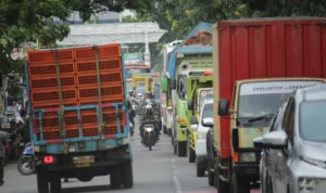 Pengamat Dorong Pemkot Atur Jam Operasional Kendaraan Besar di Kawasan Gedebage Pengamat Dorong Pemkot Atur Jam Operasional Kendaraan Besar di Kawasan Gedebage