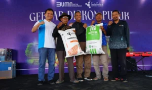 Melalui Pupuk Indonesia, Pemerintah Jaga Ketersediaan Pupuk untuk Petani