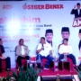 Ketua DPW PKS Jabar Haru Suandharu saat berdialog dengan sejumlah tokoh dan relawan di Bandung, Rabu (24/01)