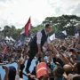 Capres nomor urut 01, Anies Baswedan bersyukur dengan antusiasme warga Bandung yang mengikuti kampanye akbar Partai NasDem bertajuk Saatnya Menang untuk Perubahan di Lapangan Tegal Lega, Minggu (28/1).