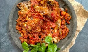 Resep Lengkap Ikan Asin Balado Petai, Dijamin Menggugah Selera Makan Anda! (ist)