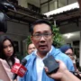 Ridwan Kamil merespons kampanye salam 4 jari yang belakang viral. Foto Hendrik Muchlison