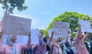 Walhi Jabar Soroti Konflik Agraria, Pemerintah Diminta Berpihak Pada Warga Ilustrasi agraria warga meminta haknya dalam pengelolaan lahan. (Walhi Jabar for Jabar Ekspres)