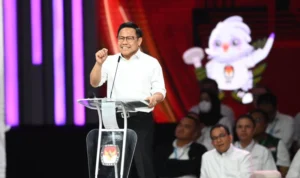 Cawapres nomor urut 01, Cak Imin, saat Debat Cawapres keempat, Minggu 21 Januari 2024.