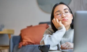 Teknik Psikologi: Cara Mengetahui Kebohongan dari Seseorang Teknik Psikologi: Cara Mengetahui Kebohongan dari Seseorang