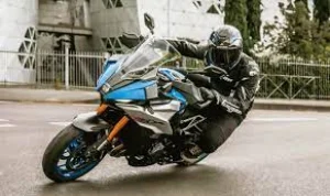 Adu Adrenaline di Jalan Raya dengan Suzuki GSX-S1000GX, Gak Ada Matinya!