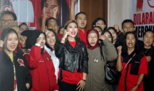 Calon legislatif  DPRD Kabupaten Bandung daerah pemilihan 2 Angie Natesha Goenadi Rayakan HUT ke-51 PDI Perjuangan bersama masyarakat.