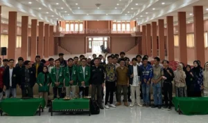 Senat Mahasiswa (SEMA) Universitas Islam KH Ruhiat Cipasung Gelar Mimbar Sejajar bertajuk "Bagaimana Kabar Hukum Dalam Demorasi Kita Hari Ini?" di Gedung Aula Universitas Islam KH Ruhiat Cipasung, baru-baru ini.