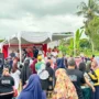 TPD Ganjar Pranowo-Mahfud MD Jabar dan relawan yang tergabung dalam Tim Koordinasi Relawan Pemenangan Pilpres (TKRPP) menggelar bazar murah di 162 titik yang tersebar di 27 kota/kabupaten se-Jawa Barat.