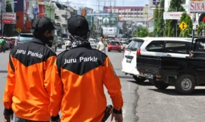 Ketika Kebijakan Dishub Kota Banjar Cekik Juru Parkir Ilustrasi: Juru parkir di Kota Banjar.