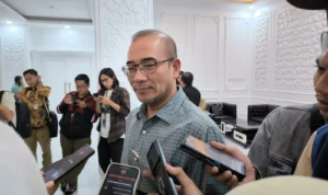 Ketua KPU Tanggapi Tindakan Elite PSI yang Menghampiri Meja Moderator Saat Debat Capres 2024
