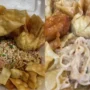 Mie Gacoan Viral dengan Kuah Susu, Teksturnya Jadi Pedas Creamy/ Kolase TikTok @fransliem007