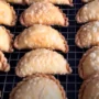 Cara Membuat Pastel Buncit yang Tetap Renyah dan Lezat Sepanjang Hari, Intip Resepnya Yuk!