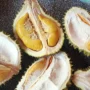 Mengenal Durian Goes Classy: Membuat Anggur dari Buah dengan Aroma Kuat dan Kontroversial