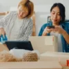 Ide jualan online yang bida dilakukan ibu-ibu dirumah.