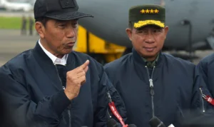 Aksi sikap yang dilakukan akademisi terhadap pemerintahan Presiden Jokowi dapat mengikis tingkat kepercayaan public terhadap pemerintahan
