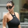 Istri Kanye Terancam Penjara Gara-gara Keluyuran Pakai Stoking
