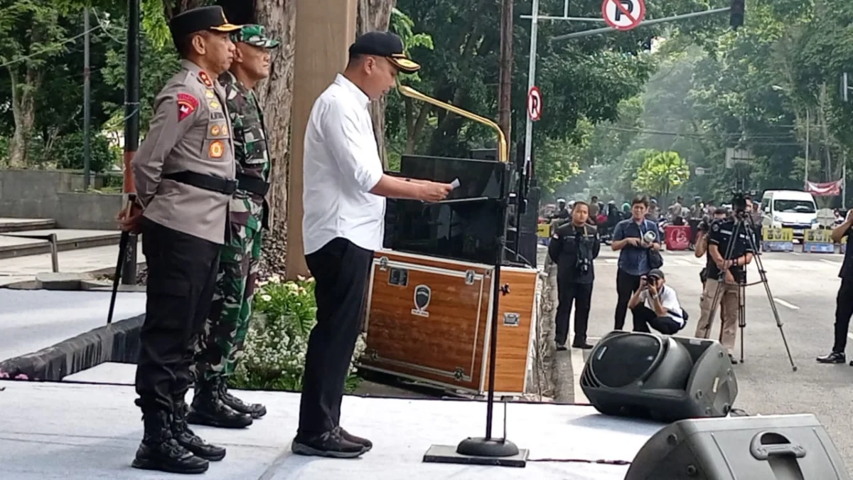Dok Forkopimda Jabar, saat Gelar Apel Pergeseran Personel dan Patroli Gabungan Pemilu 2024. Senin (12/2). Foto. Sandi Nugraha.