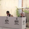 Ist. Ridwan Kamil (kiri) dan Atalia Praratya (kanan) saat nyoblos di Pemilu 2024. Dok. Jabar Ekspres.