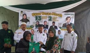 Antusias Masyarakat Terhadap Program Bazar Beras Murah oleh PBB Tinggi