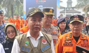 1.800 lebih Personel Gabungan Disiagakan Pemprov untuk Hadapi Bencana di Pemilu 2024 Pemprov terjunkan 1800 personel untuk bersiaga menghadapi bencana di pemilu 2024/ Foto: Sandi Nugraha/Jabar Ekspres/