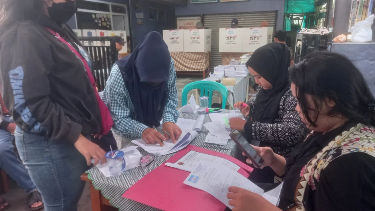 Ajak Kawal Perhitungan Surat Suara Pilpres 2024 di Tiap TPS Perhitungan hasil pencoblosan pada Pilpres 2024 harus dilakukan pegawasan dan pengawalan secara ketat oleh seluruh masyarakat Indonesia.