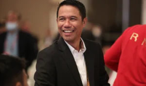 Dokter Gadungan Timnas Indonesia Ditangkap, Begini Kata PSSI Sekjen PSSI Yunus Nusi mengomentari penangkapan dokter gadungan Timnas Indonesia/ Foto. dok PSSI/
