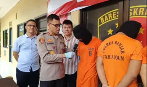 Tindak Asusila di Atas Motor, Korban Remaja Putri Lari Lapor ke Warga Asusila di Atas Motor: Kapolres Banjar AKBP Danny Yulianto saat menginterogasi tersangka 'DS' dalam konferensi Pers kasus pencabulan anak di bawah umur, di Mapolres Banjar, Kamis 1 Februari 2024.