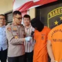 Asusila di Atas Motor: Kapolres Banjar AKBP Danny Yulianto saat menginterogasi tersangka 'DS' dalam konferensi Pers kasus pencabulan anak di bawah umur, di Mapolres Banjar, Kamis 1 Februari 2024.