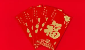 Ilustrasi tradisi berbagi uang angpao Foto: Freepik