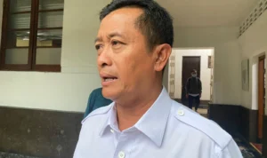 Sekretaris Daerah (Sekda) Kota Bandung, Ema Sumarna. (Nizar/Jabar Ekspres)