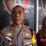 Kapolsek Baros, Kompol Iman Prayitno, didampingi Kasi Humas Polres Sukabumi Kota, Iptu Astuti S saat diwawancarai oleh awak media, Jumat (2/2).