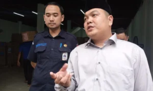 12 Hari Menuju Pemilu 2024, KPU Kota Bogor Mulai Persiapan Distribusikan Surat Suara Pemilu 2024: Ketua KPU Kota Bogor, M. Habibi Zaenal Arifin bersama jajarannya.