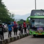 Unik! Hiburan Gratis Ala Masyarakat Bandung Timur Fenomena telolet yang tengah digandrungi oleh masyarakat Bandung Timur.