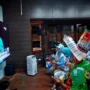 Adi Prakoso saat ikut nobar debat Capres pamungkas di Sekretariat TKD Prabowo Gibran Jabar, Minggu (04/02)