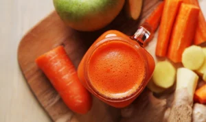 Miliki Banyak Sekali Manfaat Bagi Tubuh, Ini Resep Minuman Detox Wortel! (ilustrasi: Freepik)