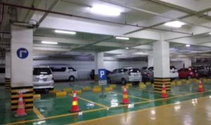 Ilustrasi: Tempat parkir kendaraan Pimpinan DPRD Jabar di Basemen Kantor DPRD Jabar.