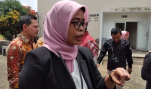 Ketua KPU Jabar Ummi Wahyuni saat ditemui di Arcamanik, Rabu (7/02)