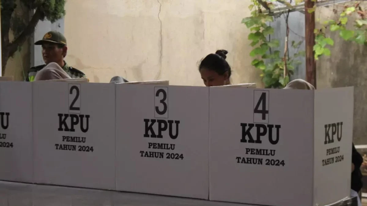 Perolehan Suara Sementara DPRD Dapil Neraka Jabar I, Pendatang Baru Peluang Geser Petahana Ilustrasi pemungutan suara di Kota Bandung. (Hendrik/JE)