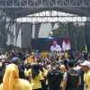 LS Vinus: Kegiatan Partai Golkar di Stadion Pakansari, Cibinong, Kabupaten Bogor beberapa waktu lalu.